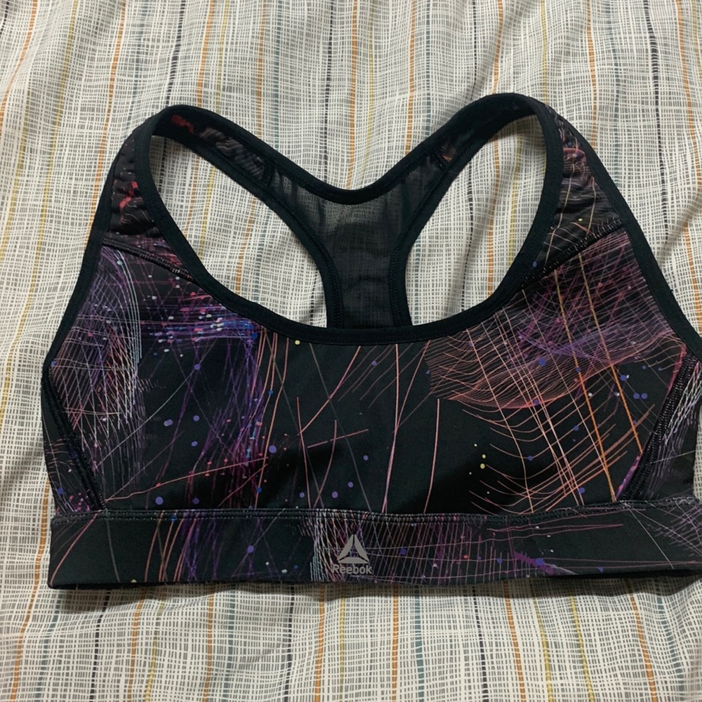 Reebok sports bra, medium support, size M.